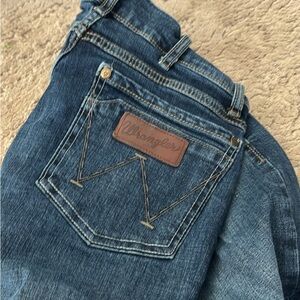 Wrangler Classic Blue Jeans with Signature Stitching